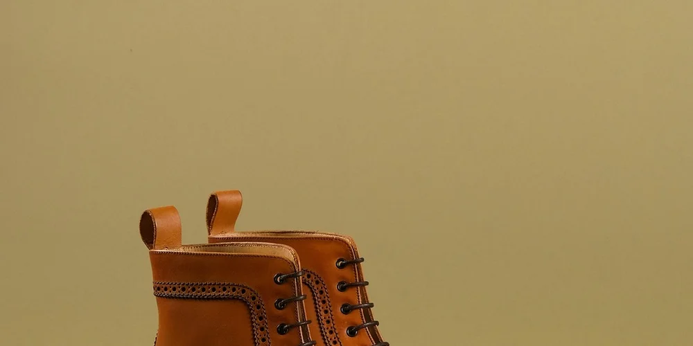 How to Pick the Right Leather for Gloves & Boots