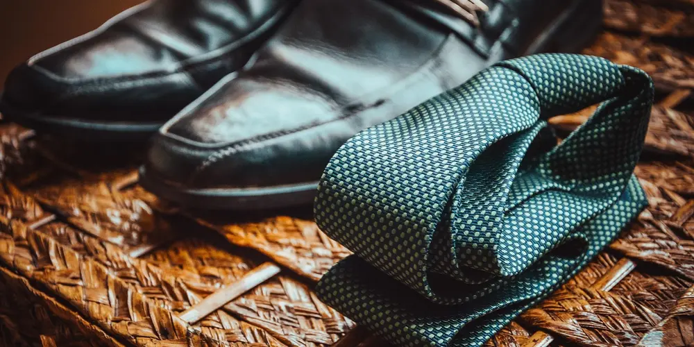 How Do You Remove Pen Stains from Leather Without Damaging It?